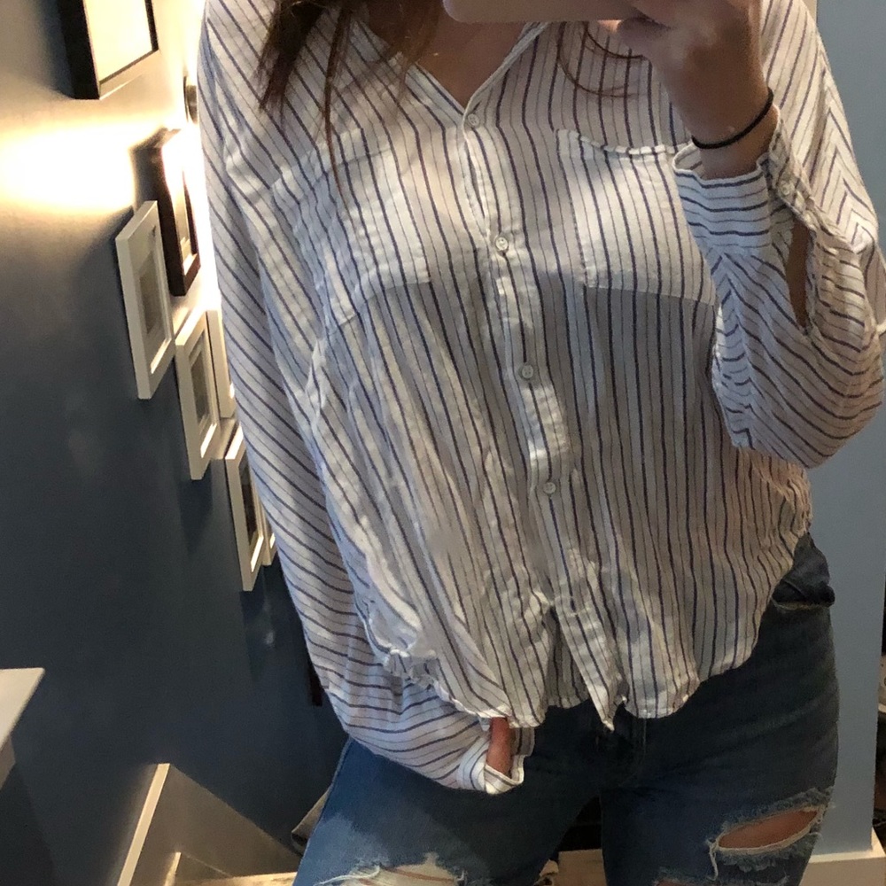 Urban outfitters black and white thin top